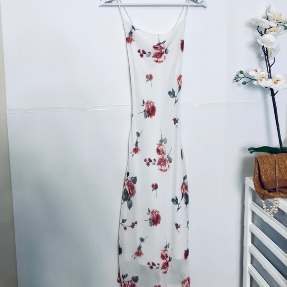 Syndicate Dresses & Skirts - ❤️ 3/$30 Vintage white floral dress 🌸